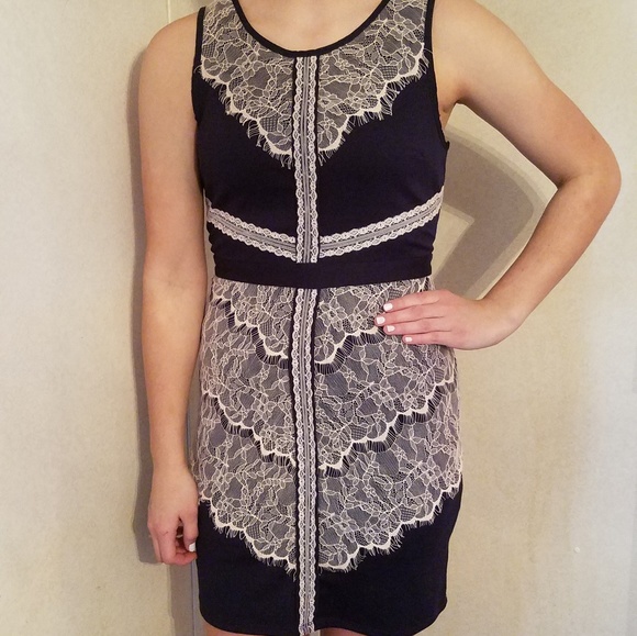 blue and light pink lace dress - Picture 1 of 7